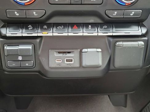 Used 2020 Chevrolet Silverado 1500 LT w/ All-Star Edition AWD/4WD image 21