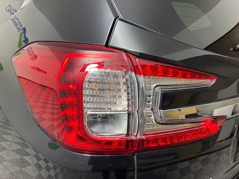 Certified 2026 Subaru Ascent Limited AWD/4WD image 12