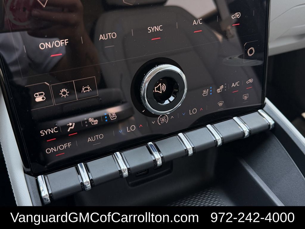 New 2027 GMC Terrain Denali w/ LPO, Floor Liner Package AWD/4WD image 17