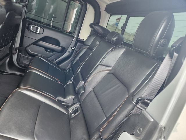 Used 2022 Jeep Gladiator Mojave w/ LED Lighting Group AWD/4WD image 8