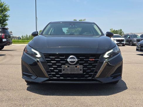 Used 2023 Nissan Altima 2.5 SR FWD image 4