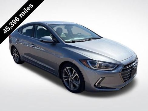 Used 2017 Hyundai Elantra Limited FWD image 2