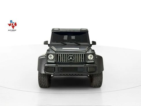 Used 2018 Mercedes-Benz G 550 Squared image 5