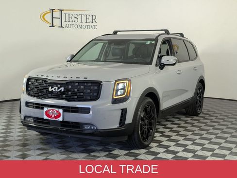 Used 2022 Kia Telluride SX w/ Nightfall Edition Package AWD/4WD image 4