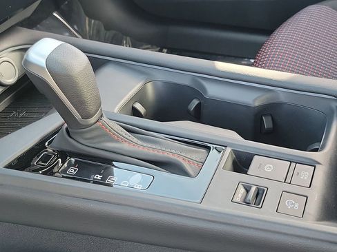 New 2026 Nissan Sentra SR w/ Floor Mat Package FWD image 10