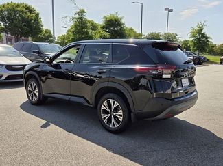Used 2023 Nissan Rogue SV FWD video 3