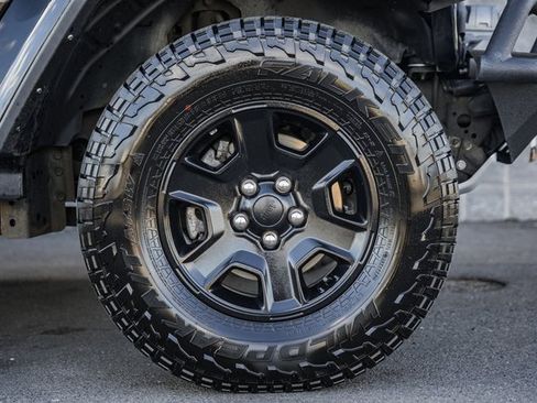 Used 2023 Jeep Gladiator Mojave w/ LED Lighting Group image 24