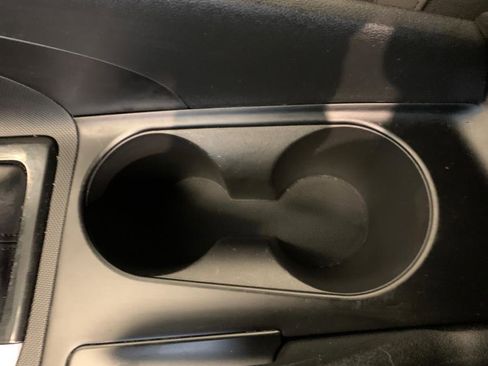 Used 2024 Hyundai Elantra SEL image 32