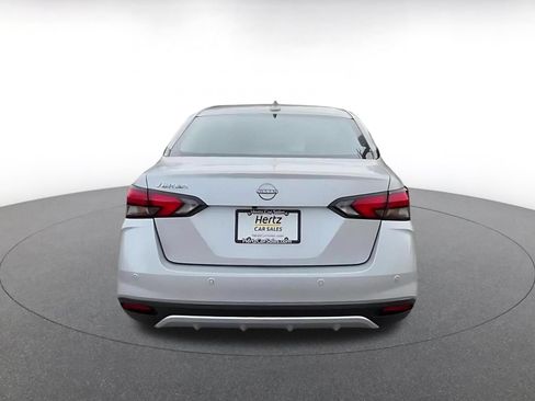 Used 2025 Nissan Versa SV FWD image 12