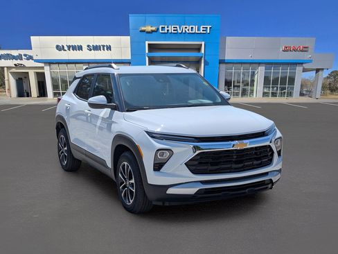 New 2026 Chevrolet TrailBlazer LT w/ Driver Confidence Package image 3