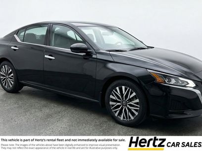 Used 2025 Nissan Altima 2.5 SV