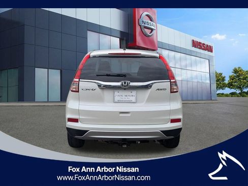 Used 2016 Honda CR-V EX image 4