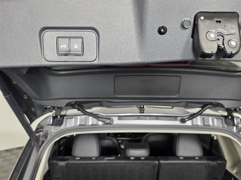 New 2026 Nissan Rogue Platinum AWD/4WD image 21