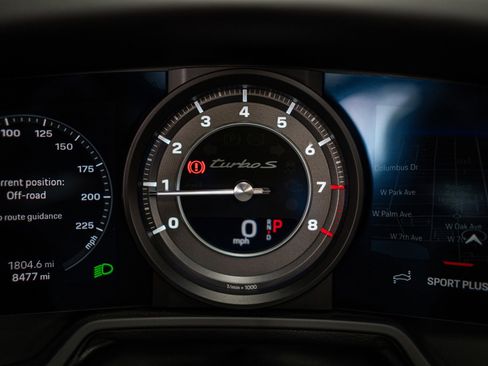 Used 2022 Porsche 911 Cabriolet image 12