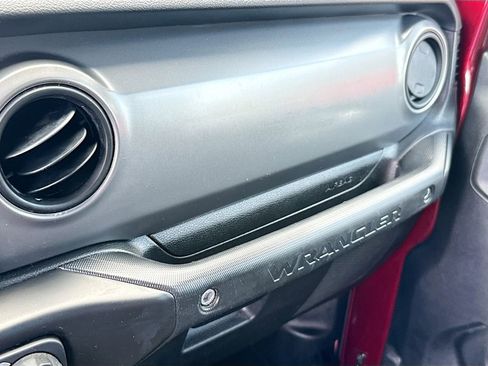 Used 2022 Jeep Wrangler Unlimited Sport S image 22