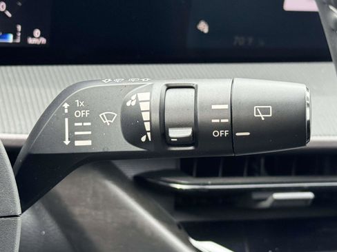 Certified 2025 Nissan Murano SV AWD/4WD image 21