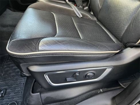 Used 2022 RAM 1500 Laramie image 11