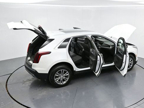 Certified 2022 Cadillac XT5 Premium Luxury image 45