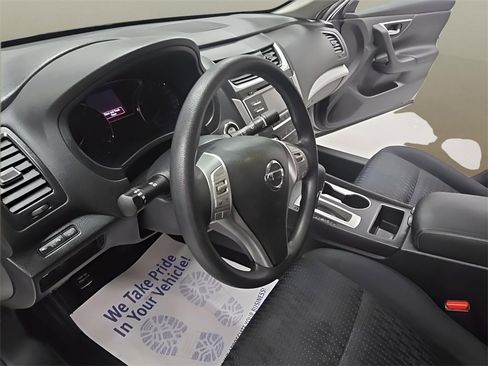 Used 2017 Nissan Altima 2.5 S w/ Power Driver Seat Package image 12