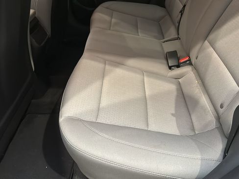 Used 2018 Hyundai Elantra Value Edition FWD image 18