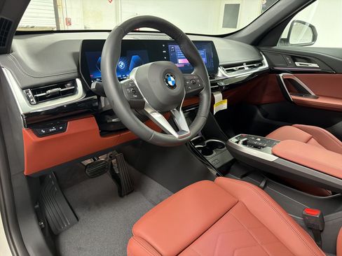 New 2026 BMW X1 xDrive28i w/ Convenience Package AWD/4WD image 4