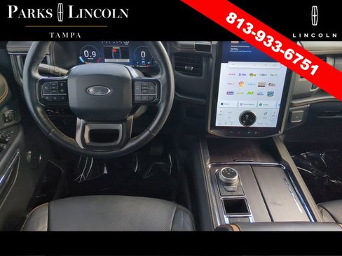 Used 2023 Ford Expedition Platinum RWD image 13