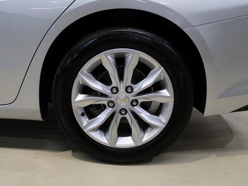 Used 2019 Chevrolet Malibu LT image 11