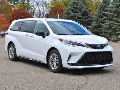 Certified 2023 Toyota Sienna XSE