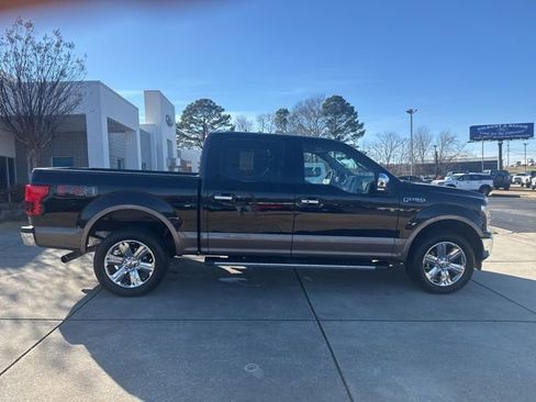 Used 2019 Ford F150 Lariat w/ Equipment Group 502A Luxury image 8