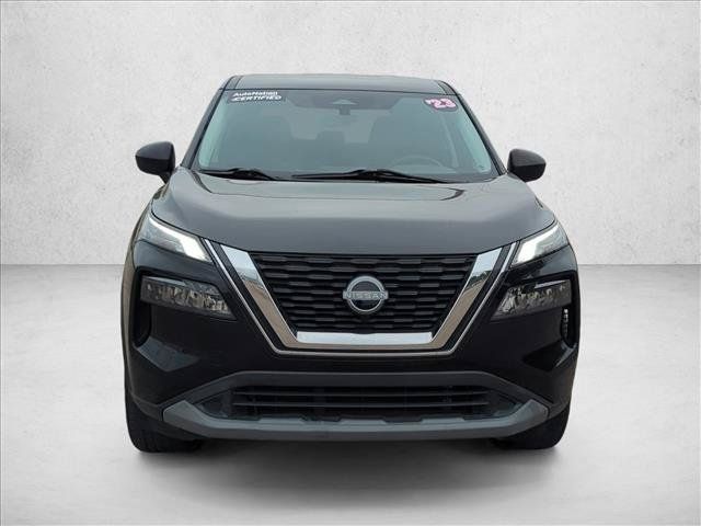 Used 2023 Nissan Rogue S FWD image 2