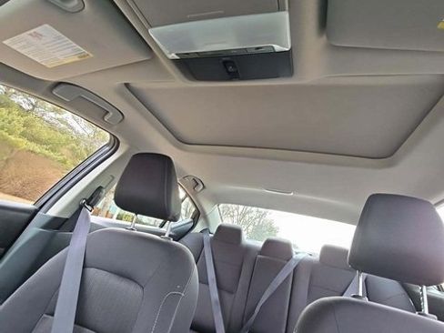 Used 2025 Nissan Altima 2.5 SV w/ SV Special Edition Package image 10