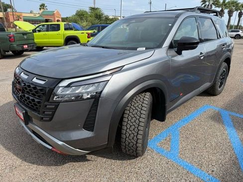 New 2026 Nissan Pathfinder Rock Creek AWD/4WD image 3