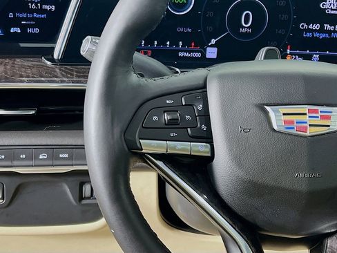 Used 2023 Cadillac Escalade Premium Luxury AWD/4WD image 10