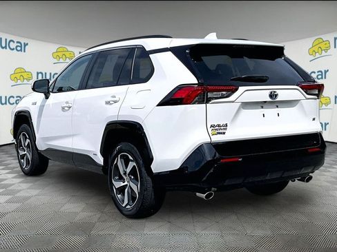 Used 2023 Toyota RAV4 SE w/ Weather & Moonroof Package AWD/4WD image 4