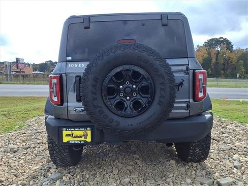 Used 2024 Ford Bronco Wildtrak image 3