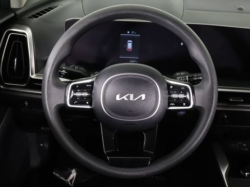 Used 2024 Kia Sorento LX FWD image 38