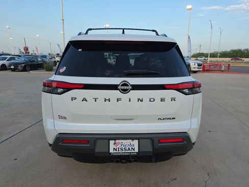 New 2026 Nissan Pathfinder Platinum FWD image 6