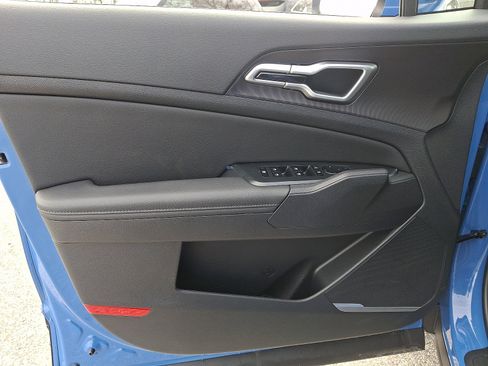 New 2026 Kia Sportage EX image 10