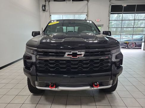 Used 2024 Chevrolet Silverado 1500 ZR2 w/ Technology Package image 2