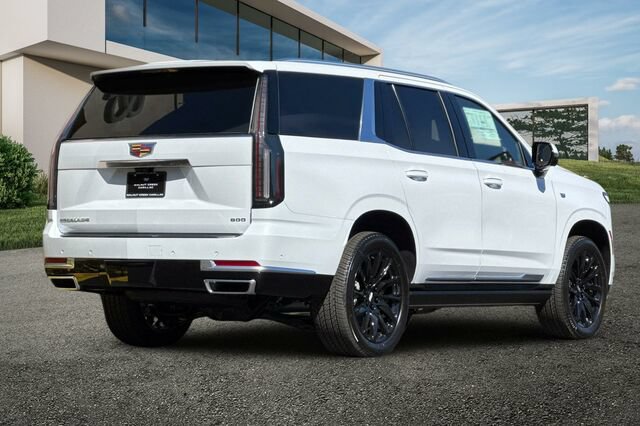 New 2026 Cadillac Escalade Luxury w/ Touring Package AWD/4WD image 4