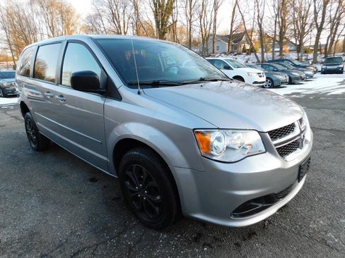 Used 2017 Dodge Grand Caravan SE w/ Power Window Group image 6