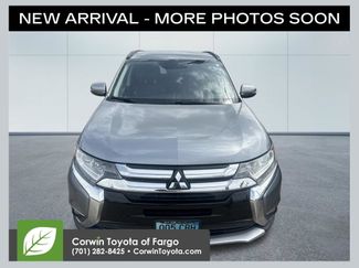 Used 2016 Mitsubishi Outlander SEL AWD/4WD video 1