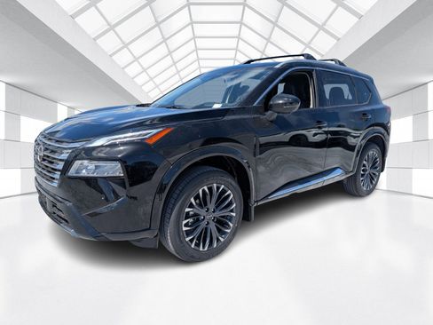 New 2026 Nissan Rogue Platinum image 3