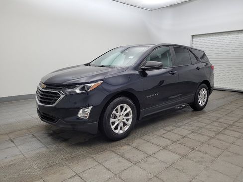Used 2020 Chevrolet Equinox LS w/ LPO, Cargo Package image 2