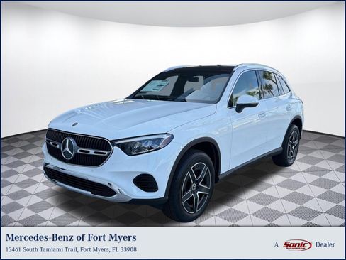 Used 2026 Mercedes-Benz GLC 300 image 1