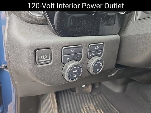 Used 2024 Chevrolet Silverado 1500 LT AWD/4WD image 14