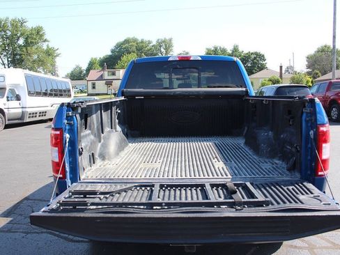 Used 2018 Ford F150 XLT w/ Equipment Group 302A Luxury AWD/4WD image 5