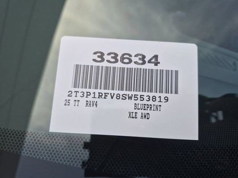 Certified 2025 Toyota RAV4 XLE AWD/4WD image 18