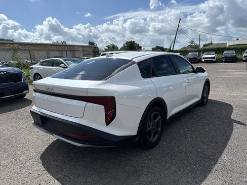 Certified 2025 Kia K4 FWD image 7