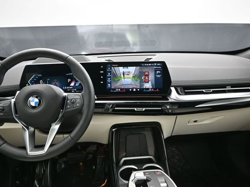 New 2026 BMW X1 xDrive28i w/ Technology Package AWD/4WD image 19